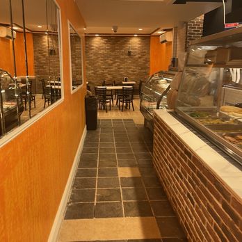 Halal Sandwich Shop - Inside - Halal Near Me - Astoria, New York Halal Sandwich Shop - Inside - Halal Near Me - Astoria, New York