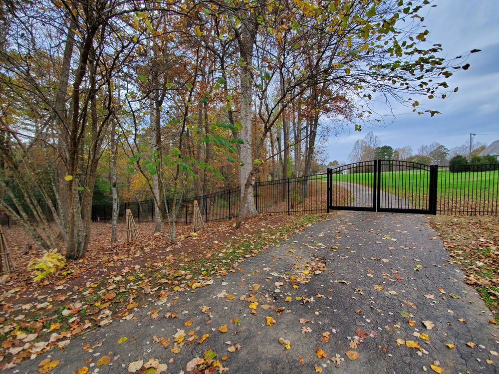 NEW FENCE Stony Point, North Carolina Fences & Gates Phone Number