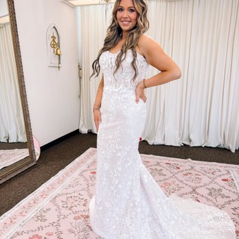 Cheron's Bridal - Bridal Near Me - Hixson, Tennessee Cheron's Bridal - Bridal Near Me - Hixson, Tennessee