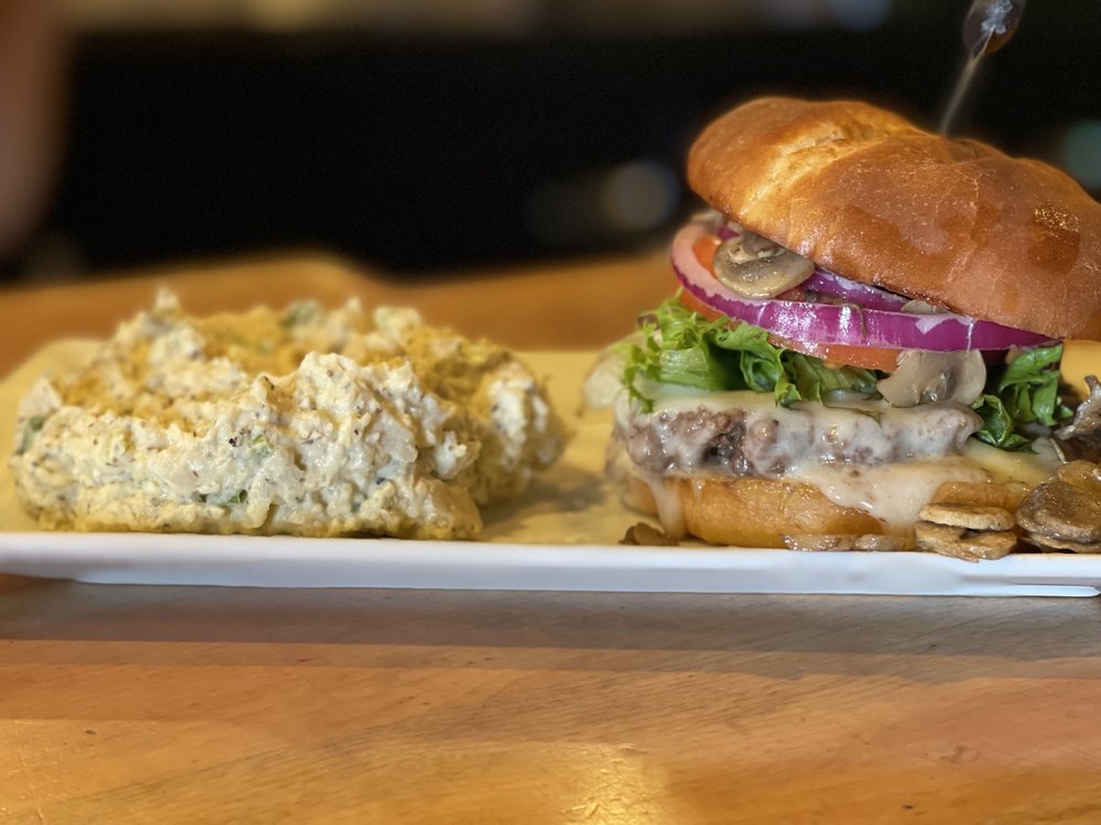 BACK ALLEY PUB AND GRILL Updated July 2024 68 Photos & 37 Reviews