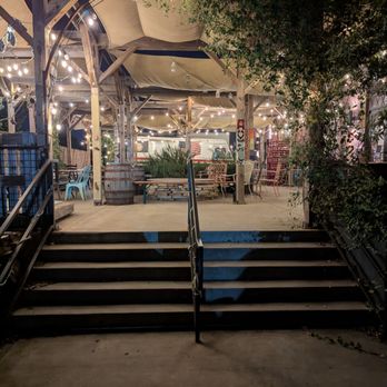 Petty Thieves Brewing Company - Breweries Near Me - Charlotte, North Carolina