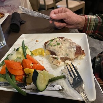 Mike's Grillhouse - Chicken fried steak with veggies - American Near Me - Modesto, California