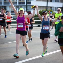 Oakland Running Festival - Team spirit