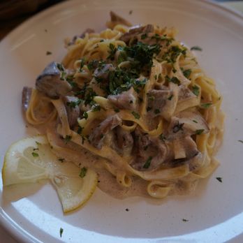 Ostaria al Garanghelo - Tagliatelle Ai Funghi - the BOMB - Italian Near Me - Venezia, VE