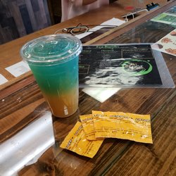 The Healthy Edge - Blue Hawaiian tea bomb! Liftoff tablets