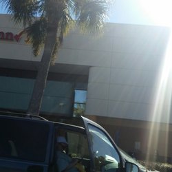 Winn-Dixie - Parking lot