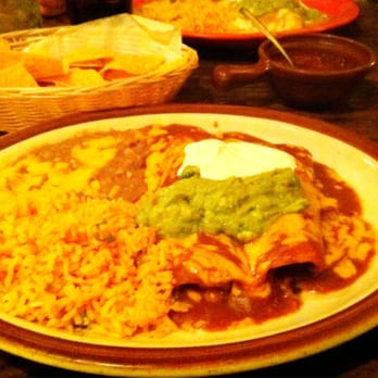 Casa Azteca - Chicken & beef enchiladas - Mexican Near Me - Milpitas, California Casa Azteca - Chicken & beef enchiladas - Mexican Near Me - Milpitas, California