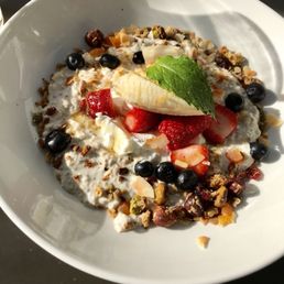 bircher muesli w berry compote & coconut yogurt bircher muesli w berry compote & coconut yogurt