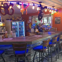 Mad Hyena Bar & Grill