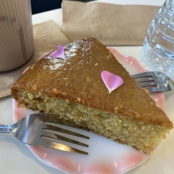 La Cantine - Vanilla Orange Olive oil Cake - Breakfast & Brunch Near Me - Brooklyn, New York