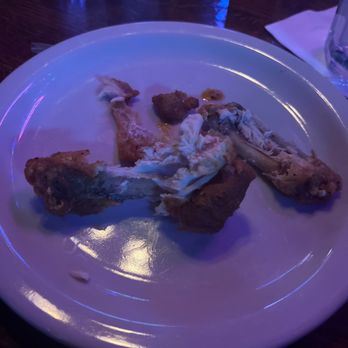 Tucker's Place - L Wings - American Near Me - Ballwin, Missouri Tucker's Place - L Wings - American Near Me - Ballwin, Missouri