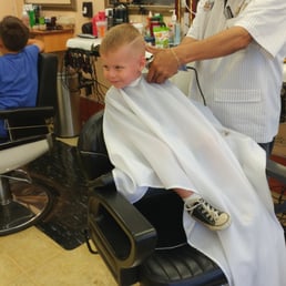 First professional haircut at Tlatoani barber shop. First professional haircut at Tlatoani barber shop.