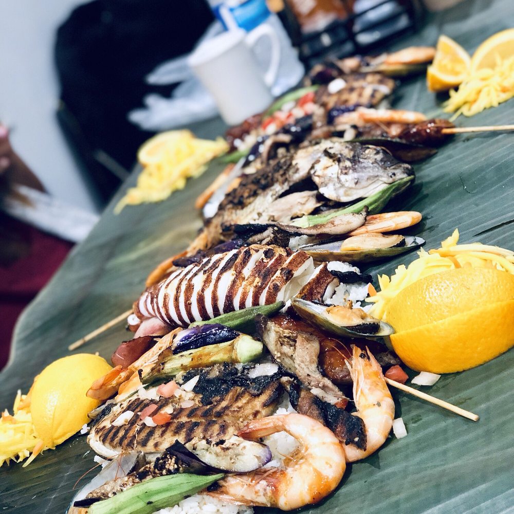 Tinuno - Kamayan for a group of 4 ($15/ppl) - Filipino Near Me - Toronto, Ontario Tinuno - Kamayan for a group of 4 ($15/ppl) - Filipino Near Me - Toronto, Ontario