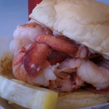 The Clam Shack - lobstah roll - Seafood Near Me - Kennebunk, Maine