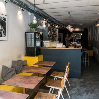 Hush Hush - Coffee & Tea Near Me - Barcelona, B