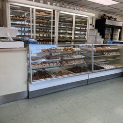 Ralphs Donut Shop