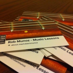 Robo Guitaro Music Lessons