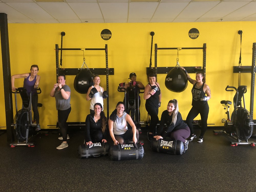 Suspension House Fitness Logo