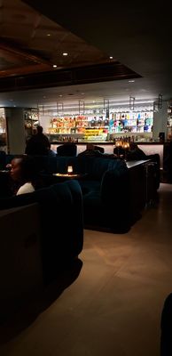 St James Bar by null