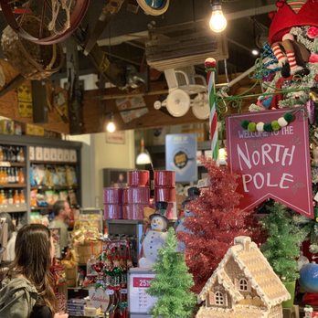 Cracker Barrel - Southern Near Me - Victorville, California