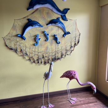 Mariscos La Playa - Interior art - Seafood Near Me - Albuquerque, New Mexico