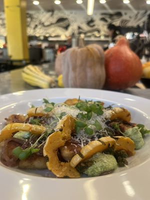 Magpie Café by null