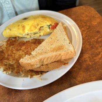 Snoring Bear Diner - Veggie Omlet - American Near Me - Walland, Tennessee Snoring Bear Diner - Veggie Omlet - American Near Me - Walland, Tennessee