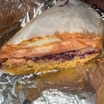 Monkey Brothers Lab - Chicken chimi - Food Trucks Near Me - New York, New York Monkey Brothers Lab - Chicken chimi - Food Trucks Near Me - New York, New York