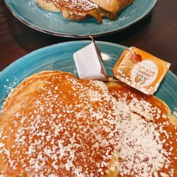 3 Buttermilk Pancakes