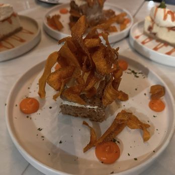 Maestro Restaurant - Guava cheesecake and carrot cake - Cocktail Bars Near Me - Pasadena, California Maestro Restaurant - Guava cheesecake and carrot cake - Cocktail Bars Near Me - Pasadena, California
