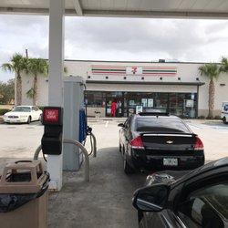 7-Eleven - Store