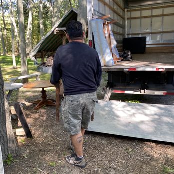 Commonwealth Moving and Logistics - Movers Near Me - Reston, Virginia