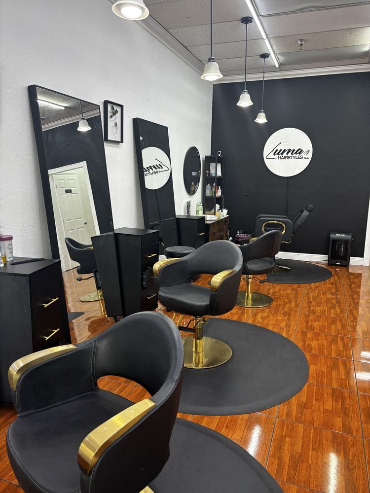 Sunitha - Luma Hairstyles Logo