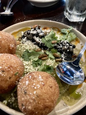 Chapulín Cantina by null