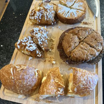 Kasama - Pastries - Filipino Near Me - Chicago, Illinois