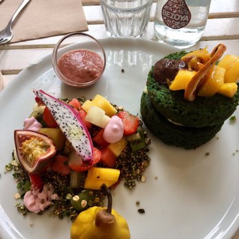 Brunch & Cake - Matcha and banana pancakes - Breakfast & Brunch Near Me - Barcelona, B Brunch & Cake - Matcha and banana pancakes - Breakfast & Brunch Near Me - Barcelona, B