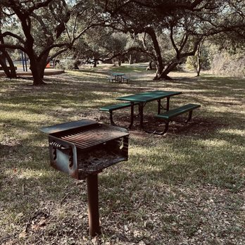 Legend Oaks Neighborhood park - Playgrounds Near Me - Austin, Texas Legend Oaks Neighborhood park - Playgrounds Near Me - Austin, Texas
