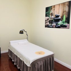 A Plus Acupuncture - Treatment Room