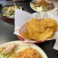 Los Paisas Mexican Restaurant - Fajitas and enchilada plate