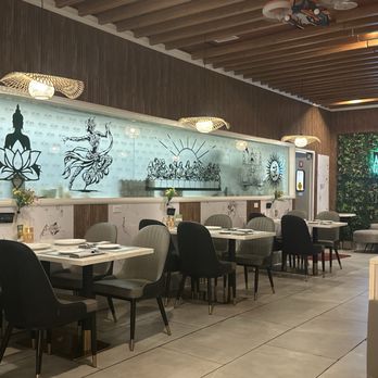Aromas of India - Interior - Indian Near Me - La Mesa, California