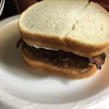 Hardee's - They didn't toast my Frisco burger! This place sucks. - Fast Food Near Me - Harriman, Tennessee