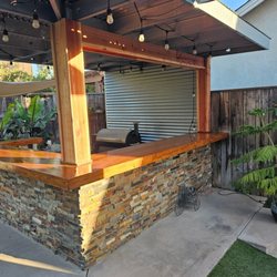 Thompson Handyman Service - Outdoor bar completed