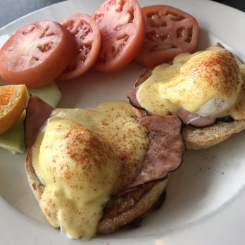 Eggspectation - Classic Bennie with tomatoes instead of potatoes - Bars Near Me - Richmond, British Columbia Eggspectation - Classic Bennie with tomatoes instead of potatoes - Bars Near Me - Richmond, British Columbia
