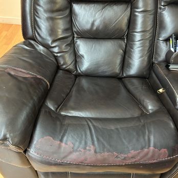 The Brick - Furniture Stores Near Me - Coquitlam, British Columbia