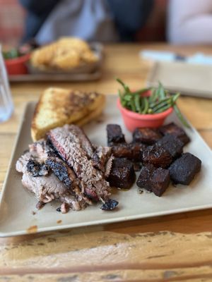 Sauced BBQ & Spirits by null