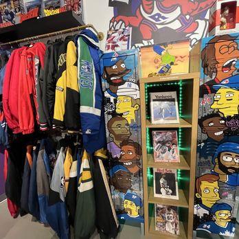 Era Vintage - Used, Vintage & Consignment Near Me - Toronto, Ontario