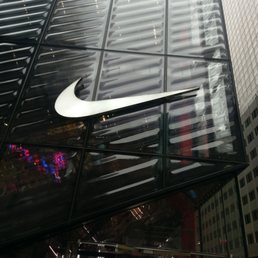 nike store 650 5th avenue