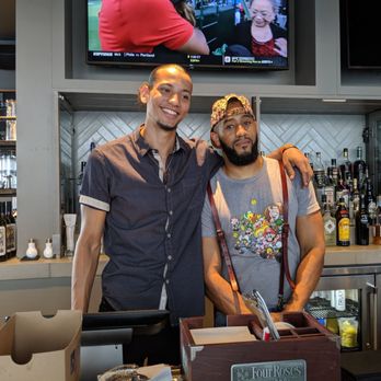 High Note Rooftop Bar - Bars Near Me - Atlanta, Georgia