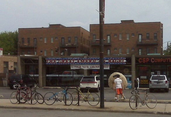 Great American Bagel-Free parking by null