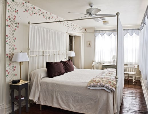 Frederick House by null